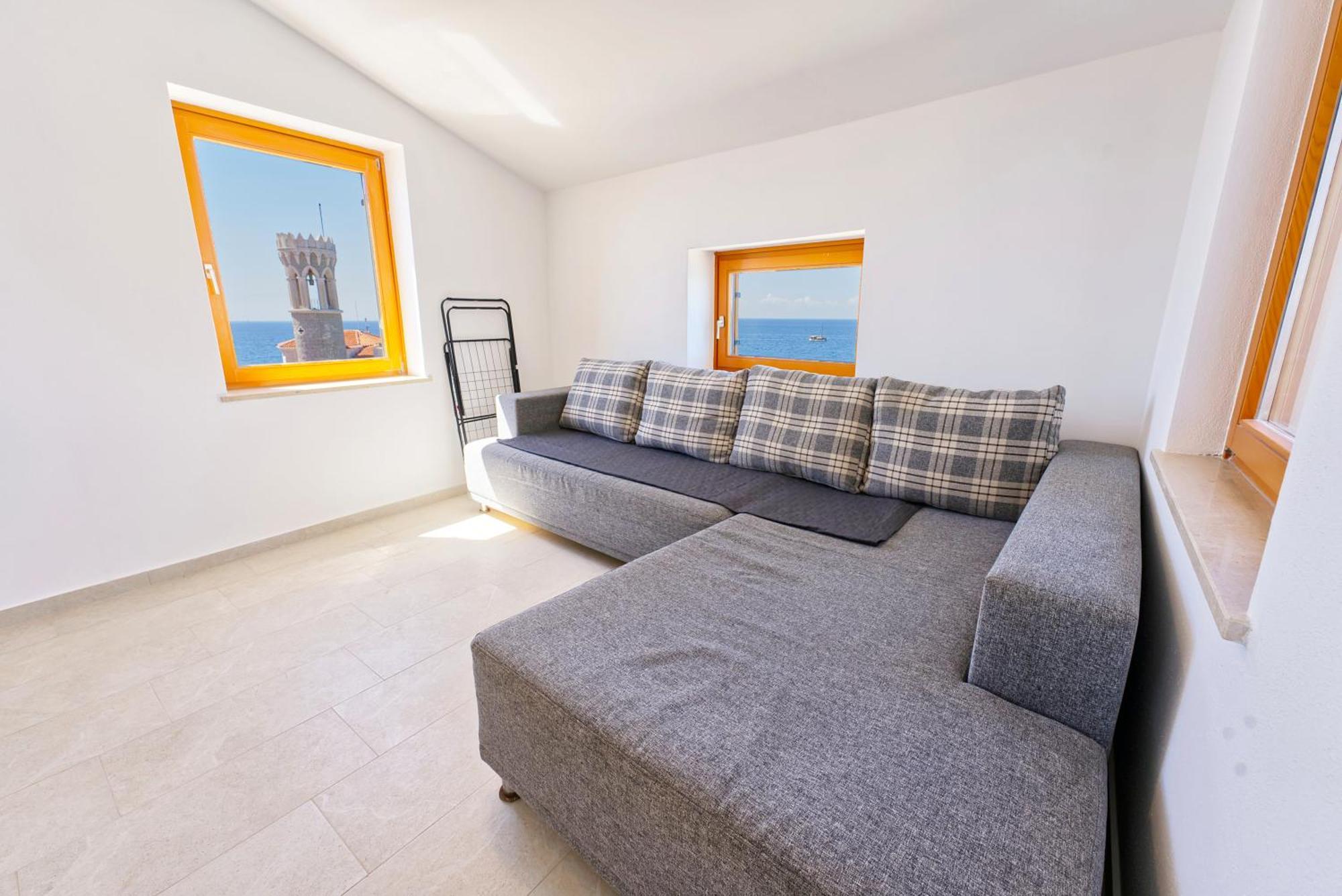 Apartments Punta ไพราน ภายนอก รูปภาพ